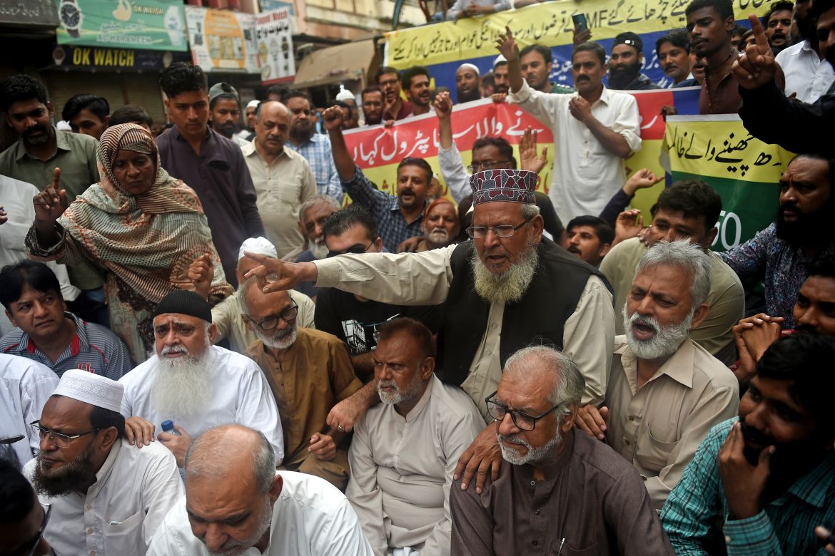 PAKISTAN PROTEST INFLATION