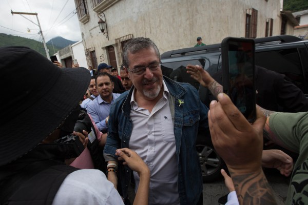 Какви предизвикателства предстоят пред новоизбрания президент на Гватемала Аревало?