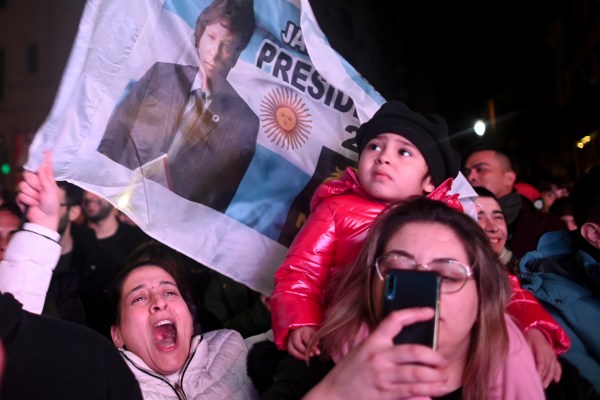 Буенос Айрес, Аржентина – Откритите президентски избори в Аржентина често