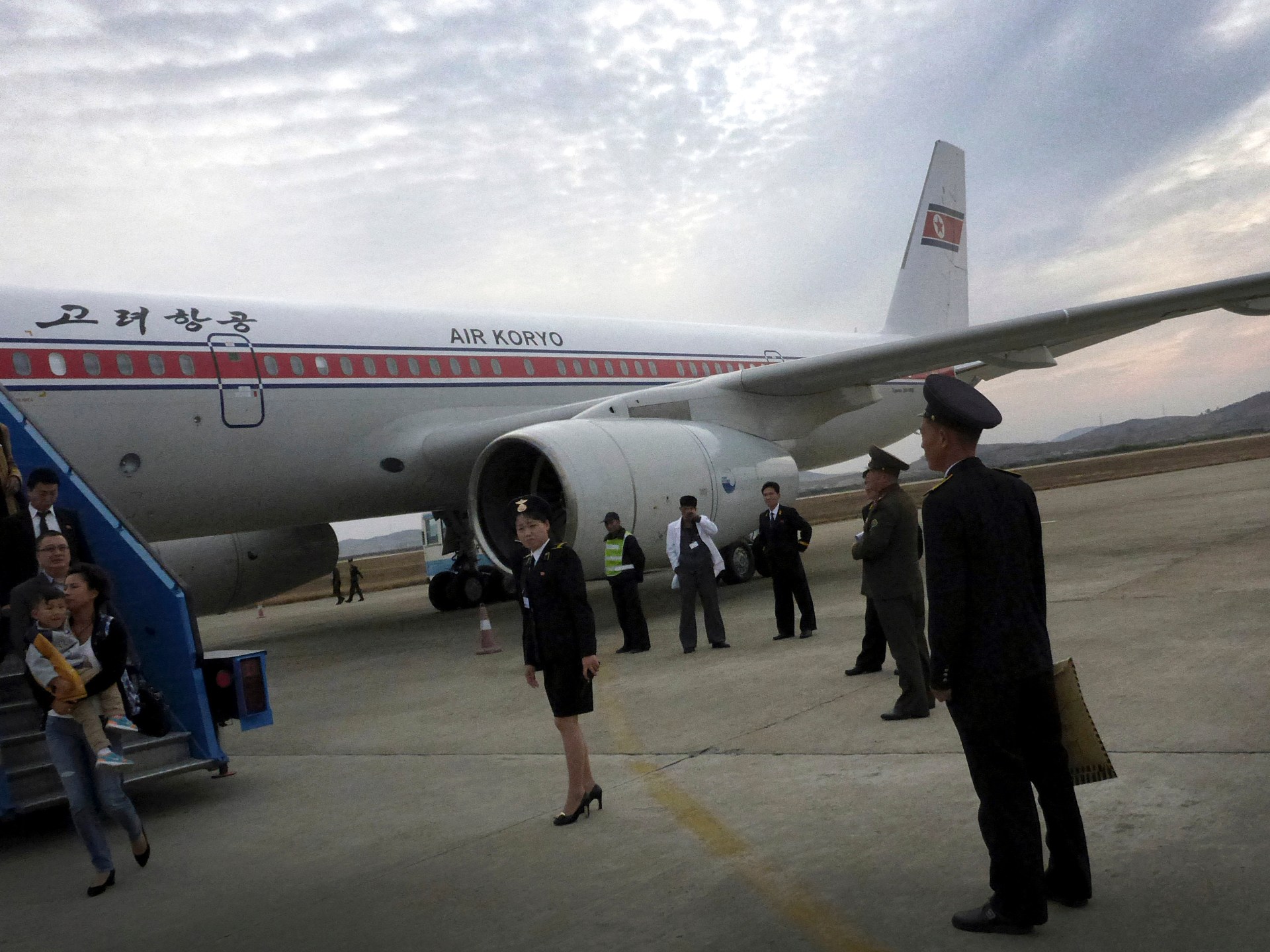 북한 고려항공, 코로나19 이후 첫 국제선 운항 |  공기 호스