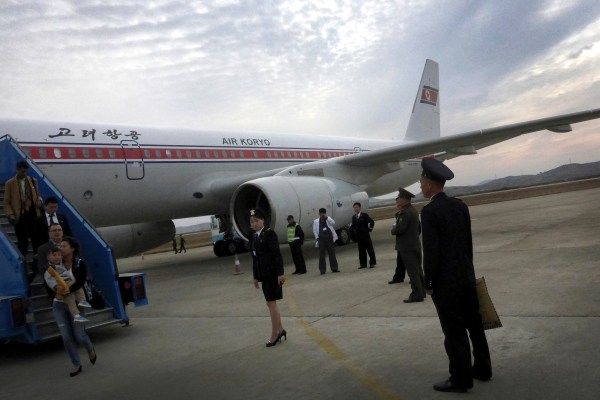 Северна Корея извърши първия си търговски полет в чужбина от