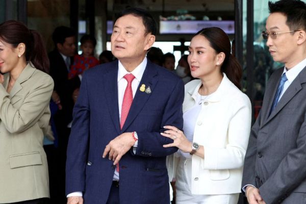 Завръщането на Таксин и ново правителство: Какво следва за Тайланд?