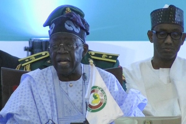 Срещата на върха на ECOWAS започва в Нигерия, тъй като лидерите на преврата в Нигер остават непокорни