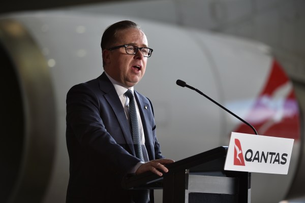 Главният изпълнителен директор на Qantas обяви, че ще се пенсионира