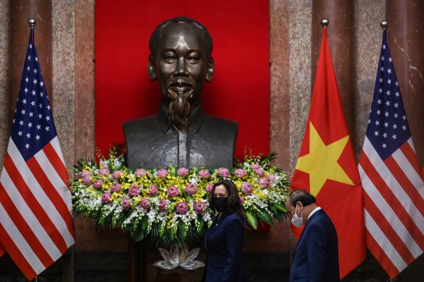 Президентът на САЩ Байдън посещава Виетнам: Врагове по време на войната на партньори от най-високо ниво?