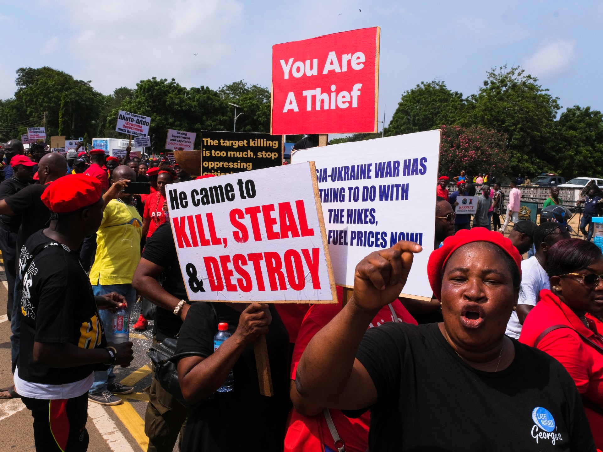 Polícia de Gana prende 49 pessoas pelo aumento do custo de vida que leva a protestos de rua |  Características