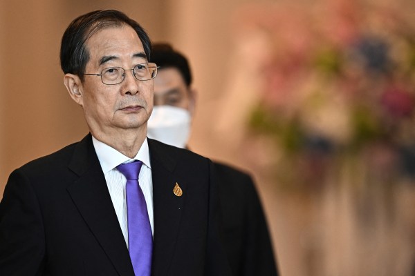 Законодателите в Южна Корея гласуваха за уволнението на министър-председателя