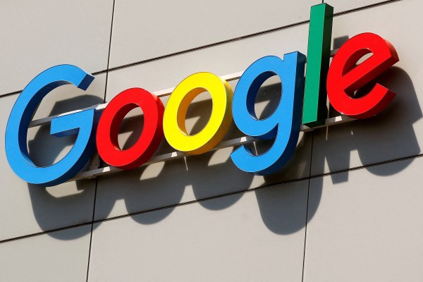 САЩ се противопоставят на Google: Какво трябва да знаете за най-големия антитръстов процес от десетилетия