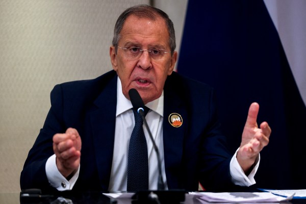 Руският външен министър Сергей Лавров предупреди че конфликтът в Газа