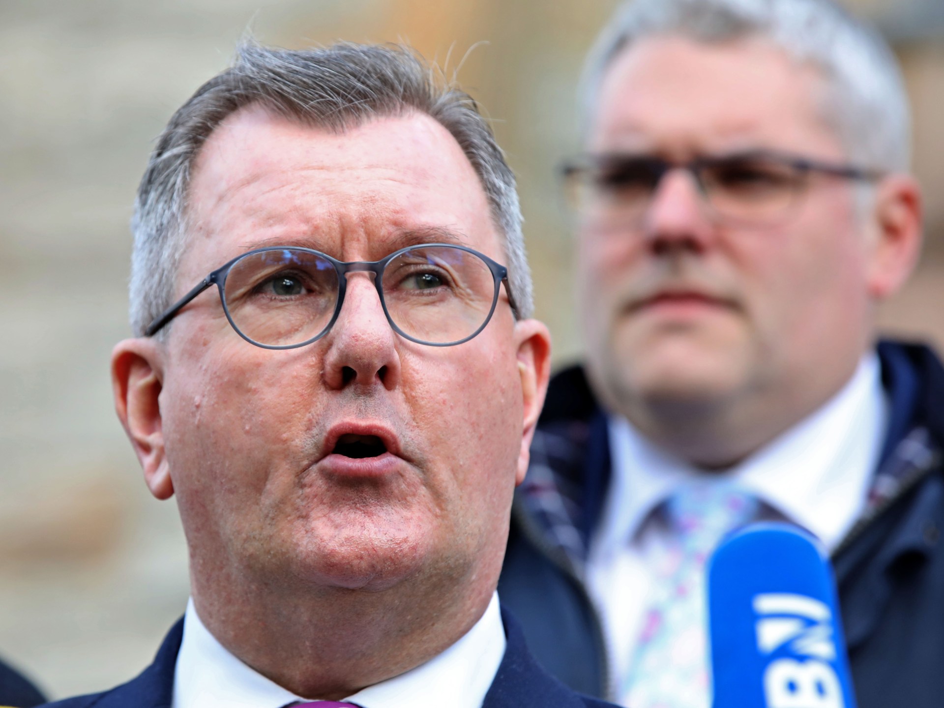 Lãnh đạo DUP Bắc Ireland Geoffrey Donaldson từ chức sau cáo buộc của cảnh sát |  Tin tức chính trị