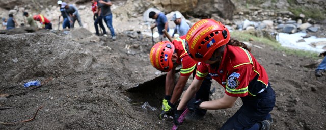 Six dead, 12 missing in Guatemala landslides after heavy rain