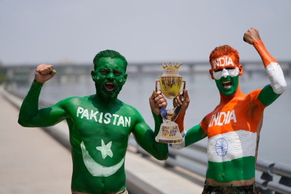 Турнирът по крикет за Купата на Азия е наполовина в
