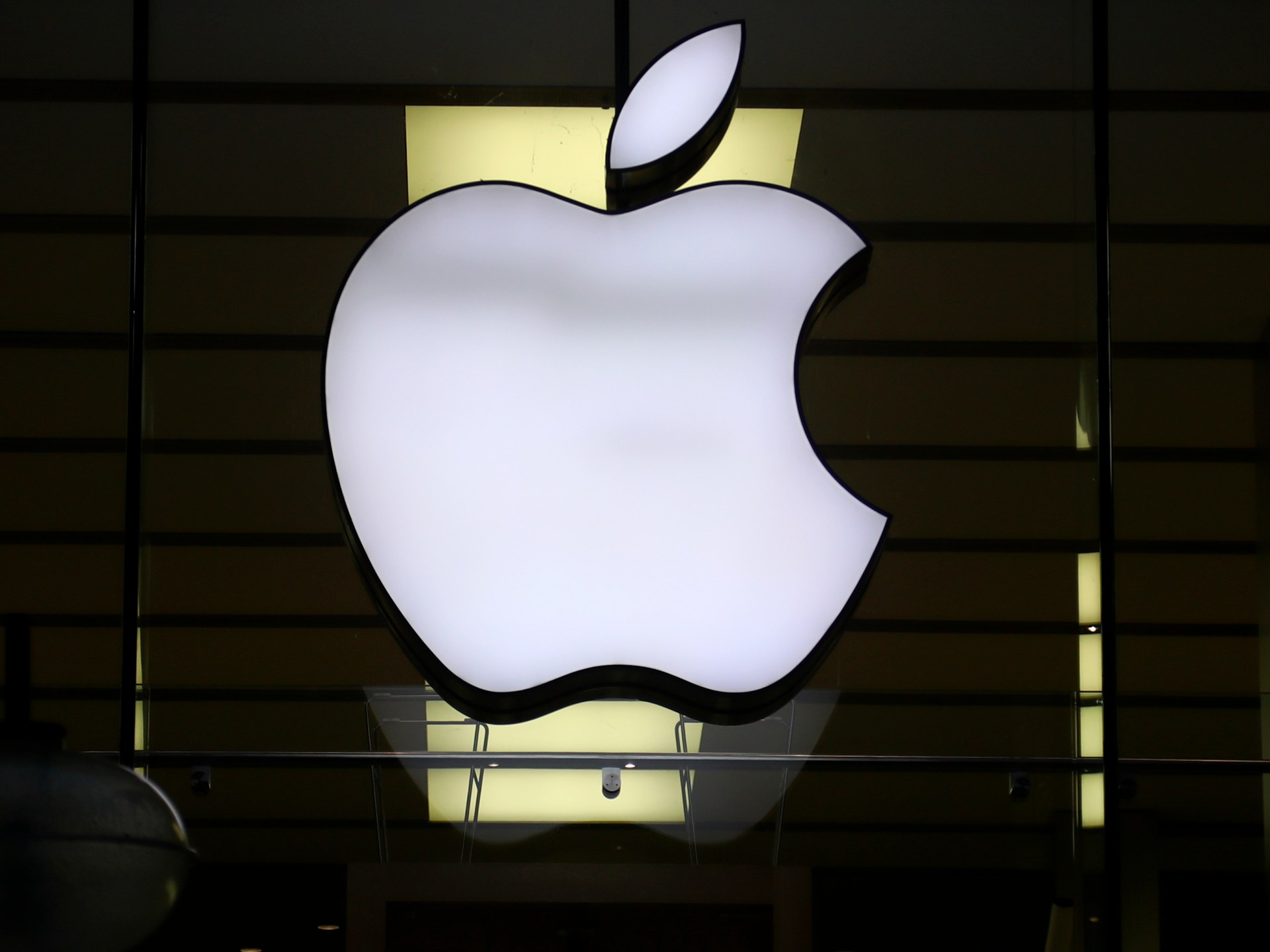US DOJ announces antitrust lawsuit against tech giant Apple