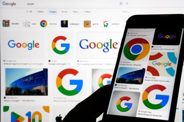 Адвокати представиха встъпителни аргументи в забележително антитръстово дело срещу търсачката Google