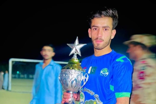 Шест футболисти в югозападната провинция Белуджистан на Пакистан остават в