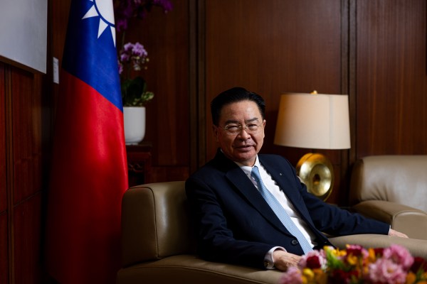 Въпроси и отговори: Министърът на външните работи на Тайван Джоузеф Ву говори за избори и Китай