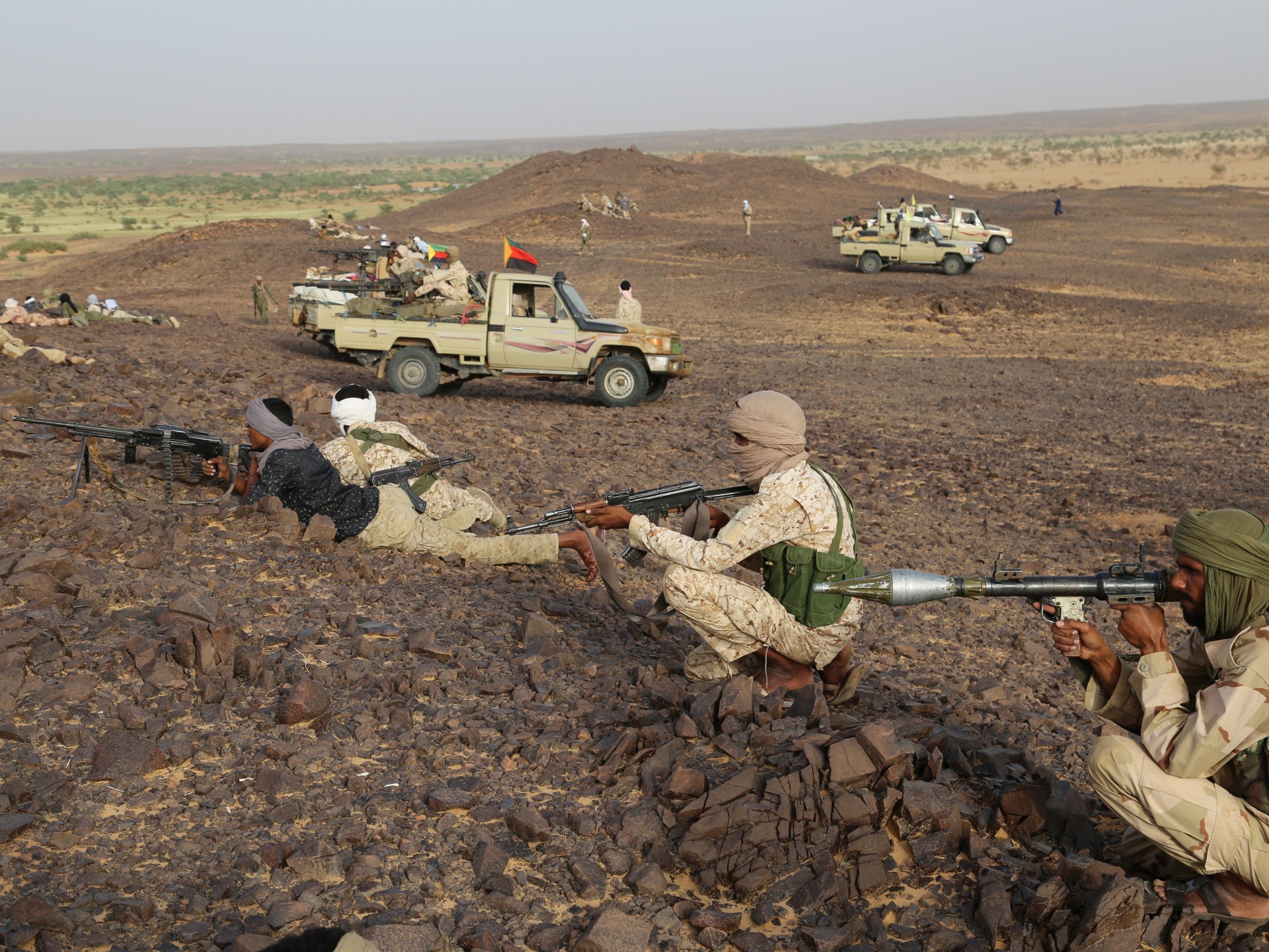 Tuareg isyancıları haftalarca devam eden çatışmaların peşinden şimal Mali nahiyesinin kontrolünü ele geçirdi