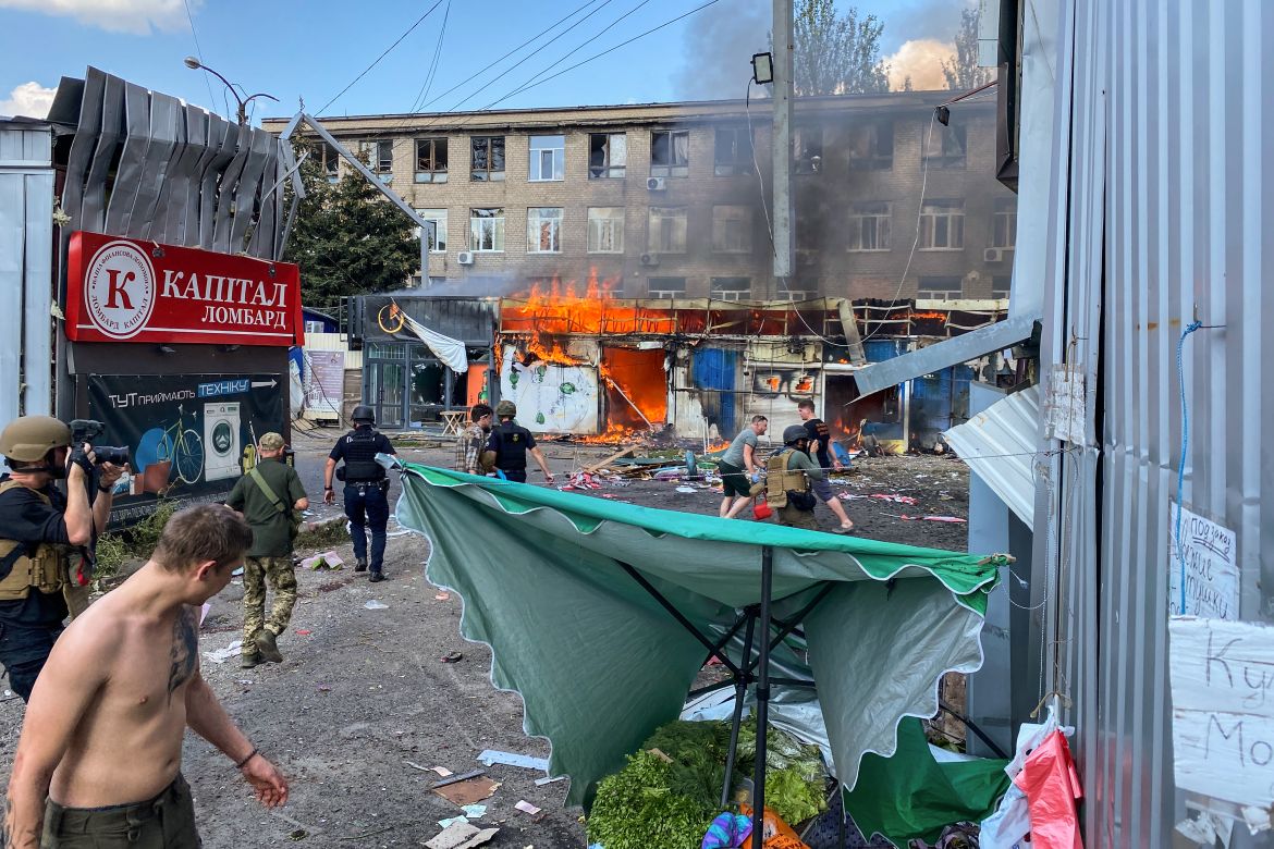 Deadly Russian strike on a market in an eastern Ukrainian city