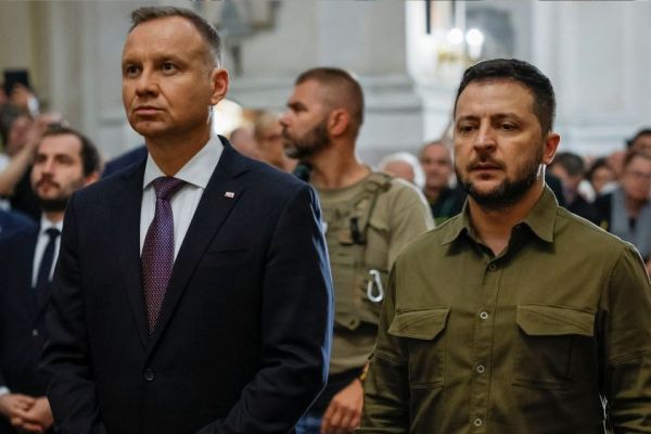 Премиерът на Полша каза на Зеленски на Украйна „никога повече да не обижда“ полския народ