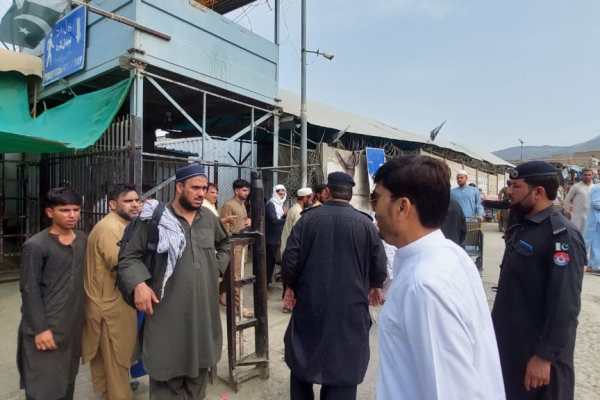 Исламабад, Пакистан – Ключов граничен пункт между Пакистан и Афганистан