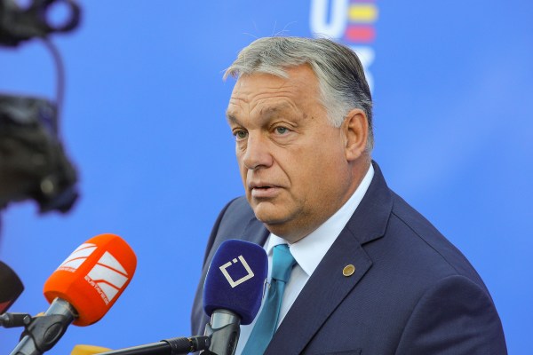 Унгарската управляваща партия се противопоставя на влизането на Украйна в ЕС