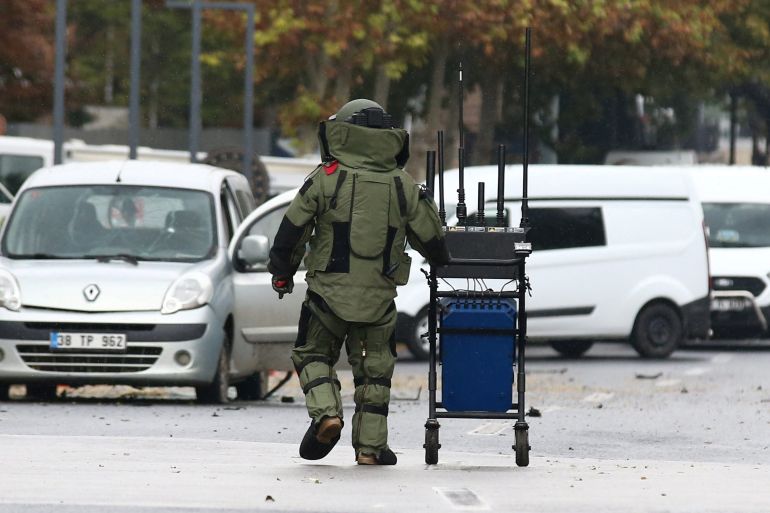 Turquia detém quase 1.000 suspeitos após ataque a bomba em Ancara