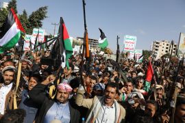 People protest in support of Palestinians