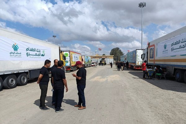 Израелското правителство заяви че няма да блокира хуманитарна помощ влизаща
