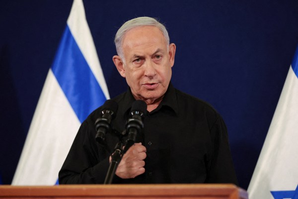 Израелският министър председател Бенямин Нетаняху каза че войната на страната му