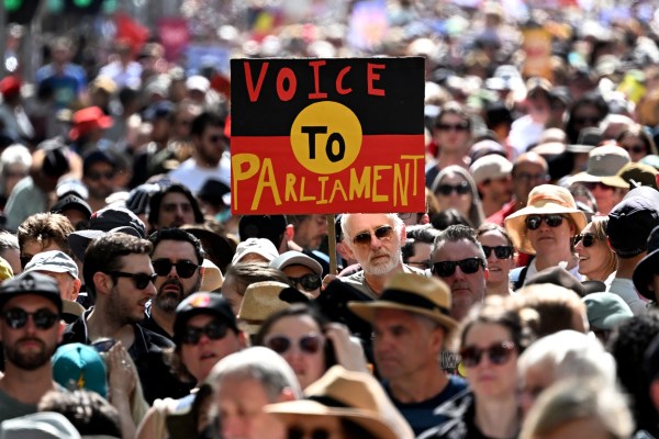 Сидни, Австралия – Австралийците гласуват в събота на исторически референдум,