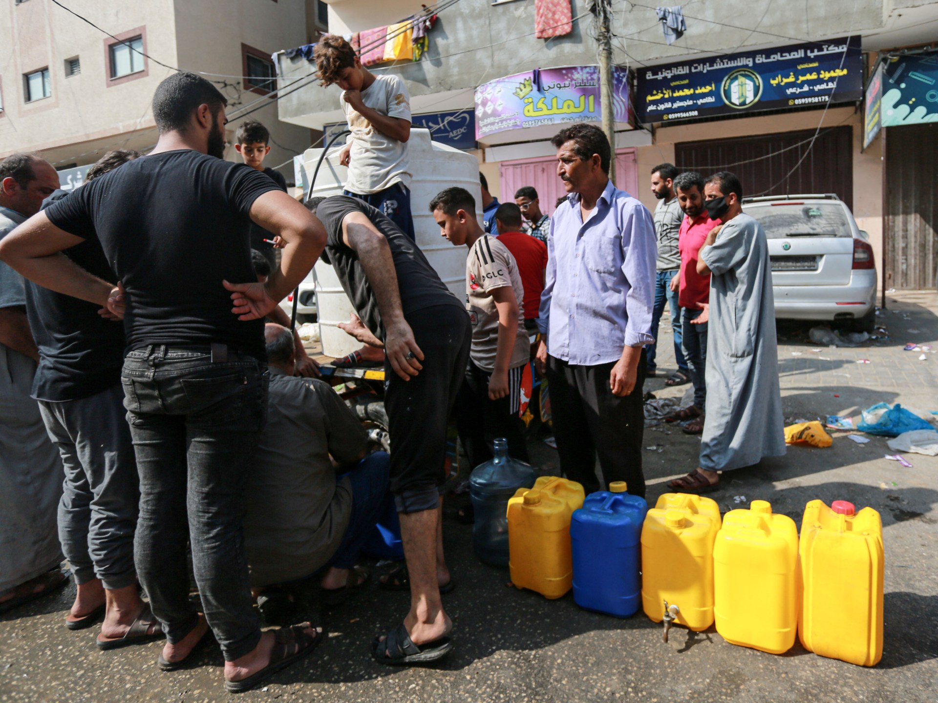 Shopping, queuing for bread, looking for water: Life in Gaza City continues