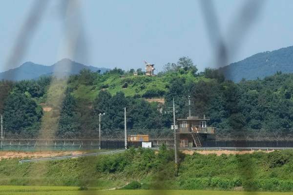 Министърът на отбраната на Южна Корея каза, че ще настоява
