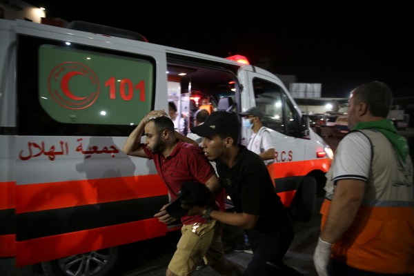 Бомбардирането на арабската болница Ал-Ахли в Газа накара страните и