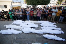 Mass graves in Deir al-Balah/Al-Aqsa Martyrs Hospital
