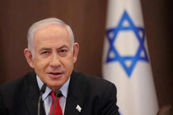Израелският парламент одобри извънредното правителство на единството на премиера Бенямин