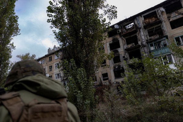 Русия удвои кампанията си за превземане на източноукраинския град Авдиевка