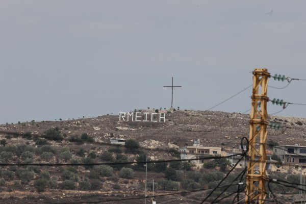 На границата на Ливан с Израел жителите на християнско село