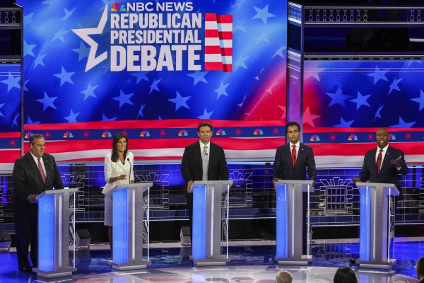 Петима републикански кандидат президенти в Съединените щати се сблъскаха в последния