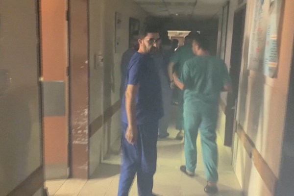 Израелските сили нахлуха в болницата ал Шифа в Газа в сряда