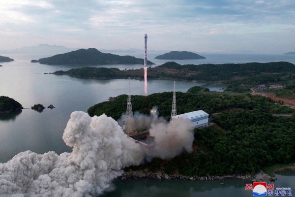 Северна Корея извърши изстрелване на ракета за която се смята