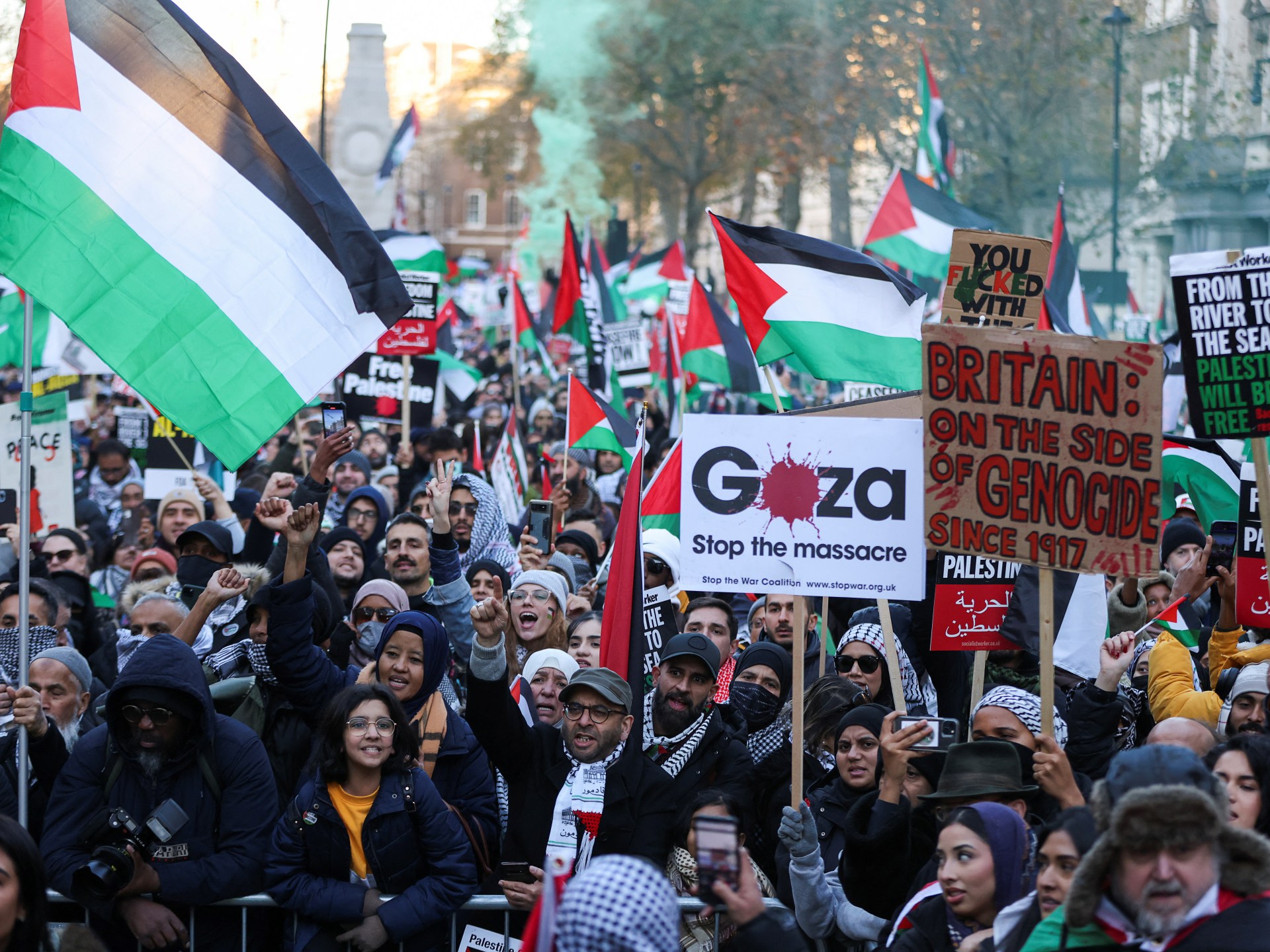 محتجون في لندن يتظاهرون دعما لفلسطين مطالبين بوقف دائم لإطلاق النار في غزة  أخبار الصراع الإسرائيلي الفلسطيني