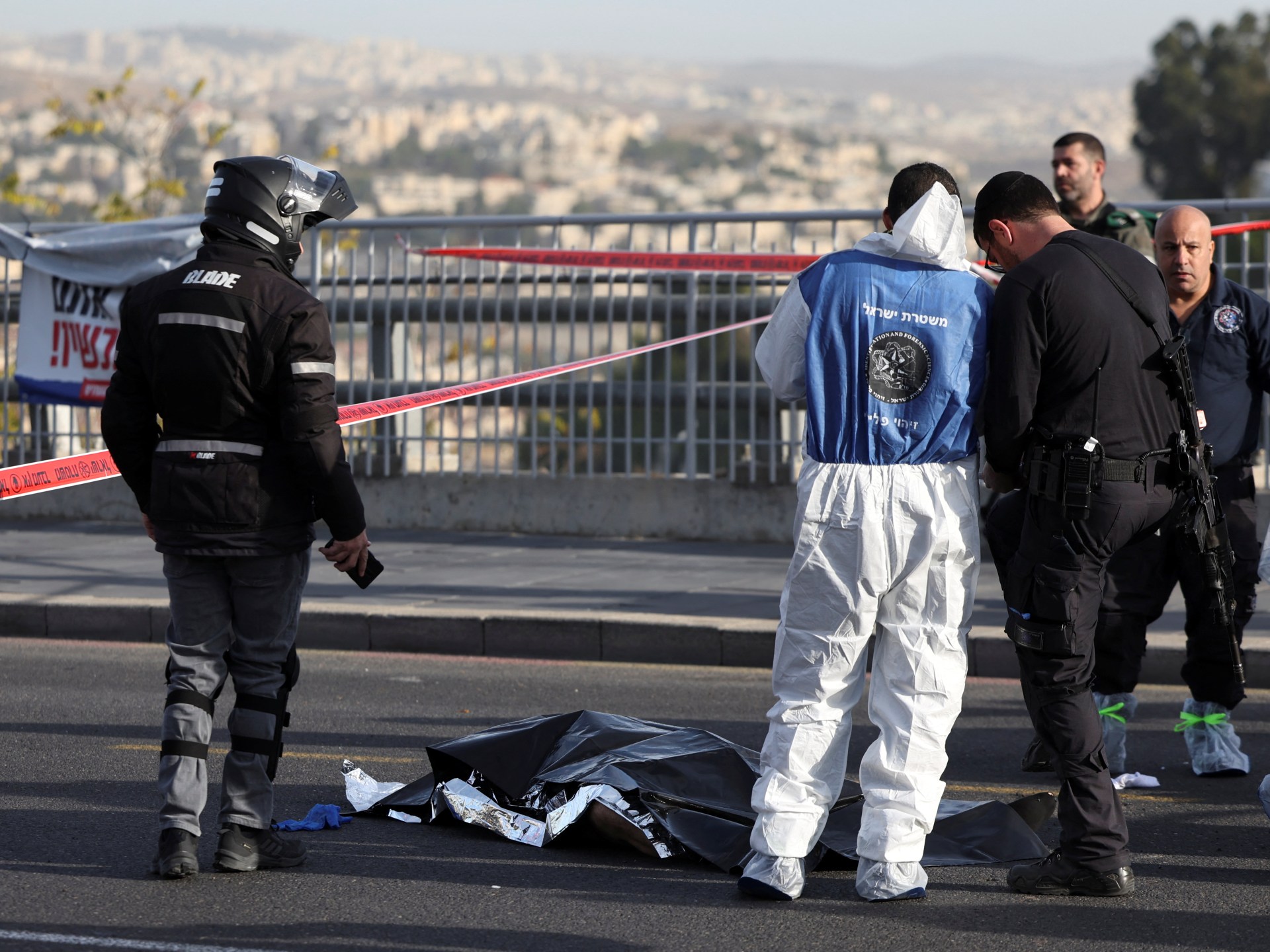 Three killed, several injured in shooting at Jerusalem bus stop – Al Jazeera English