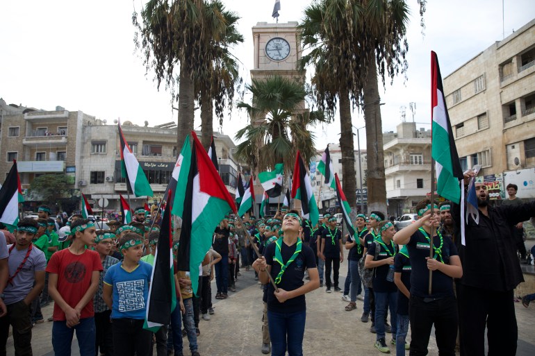 Los boy scouts de Idlib, Siria, se reúnen en apoyo a Palestina