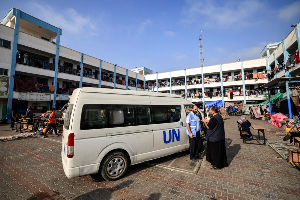Израел отказва визи на персонала на ООН, тъй като отвръща на критиките за войната в Газа