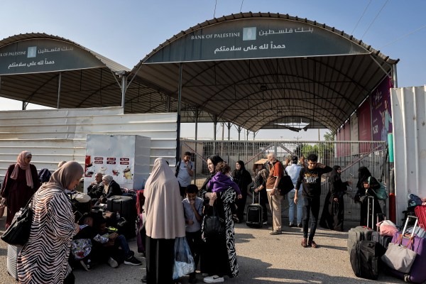 Граничният пункт Рафа между Газа и Египет отвори в сряда