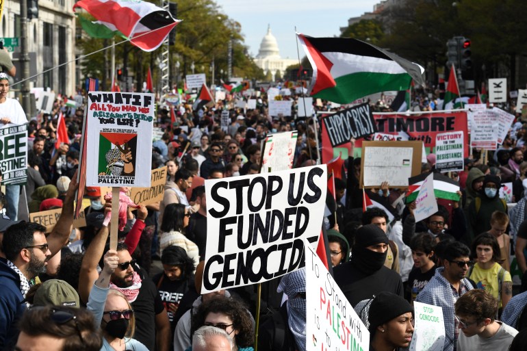 Demonstrators rally in support of Palestinians in Washington, DC, on November 4, 2023. [OLIVIER DOULIERY / AFP]