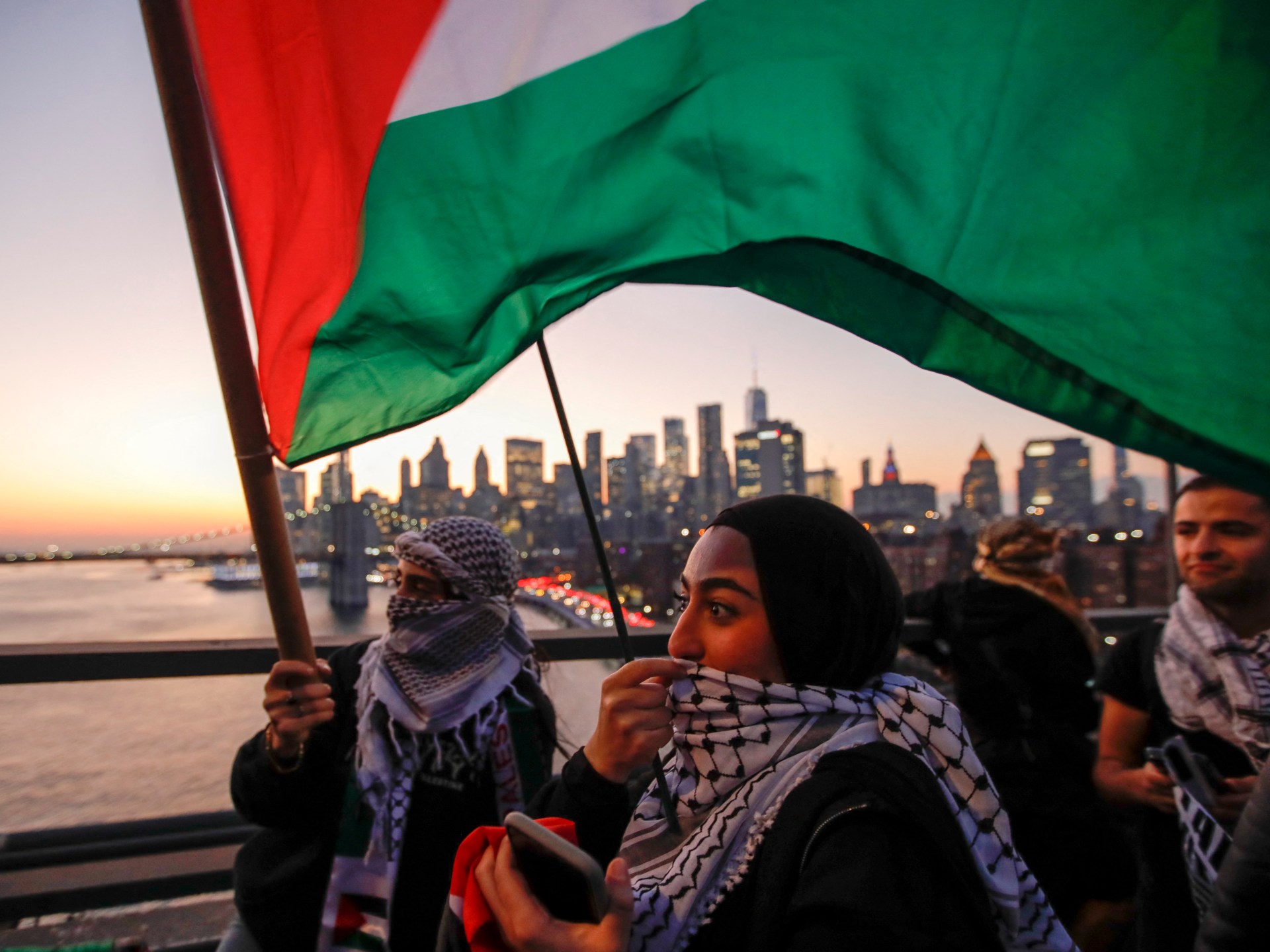 From New York to Karachi, demonstrators collect in solidarity with Palestine |  Israeli-Palestinian Battle Information