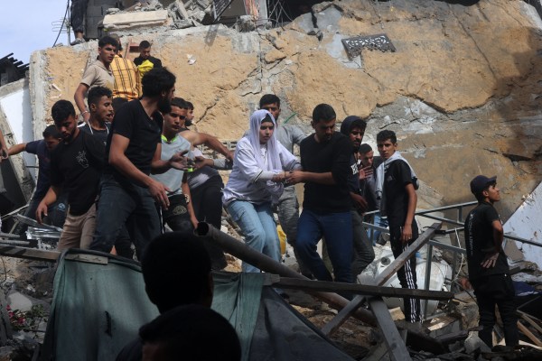 Израелската армия удари Рафах в южната част на Газа изравнявайки
