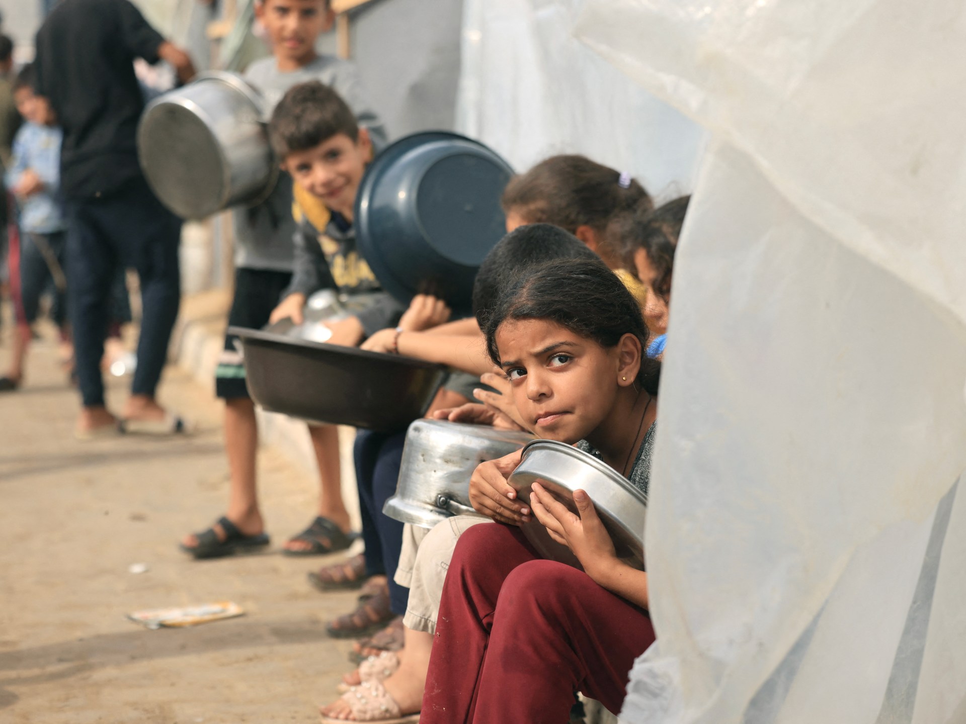 Il cibo a Gaza sta finendo nel mezzo della “guerra alla carestia” condotta da Israele.  Notizie da Gaza