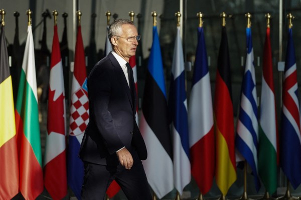 Външните министри на страните от НАТО се събраха в Брюксел